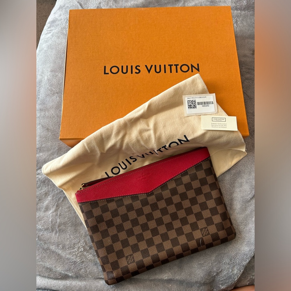 Louis Vuitton Daily Pouch Damier Ebene Scarlet N60262